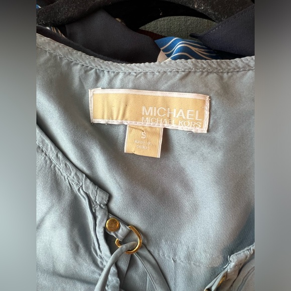 Michael Kors dusty blue blouse - Picture 9 of 9